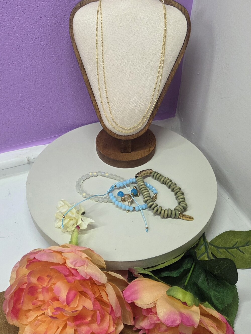 Boutique jewelry lot
